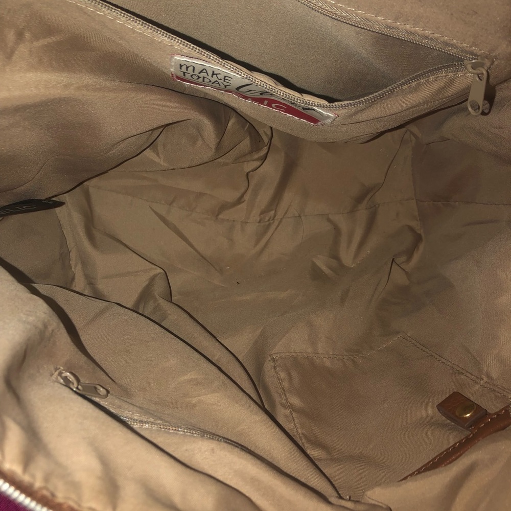 Relic Purse - Picture 2 of 2